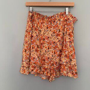 NEW Luukse boho floral stretch waist‎ ruffle detail above knee shorts
